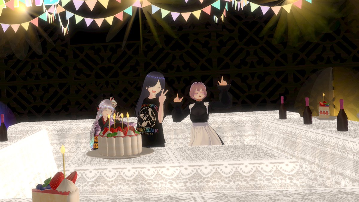 shichibei_vr's tweet photo. 無影さんの誕生日会、楽しかったです❣️
３年以上頑張ってメイドリアル夢inClusterというワールドで営業してるって凄いですよね👏
初期メンとして、無影さんとこのコミュニティが多くの人に愛されているのを見られて、私も嬉しいです✨
また来年もお祝いしたいですね🎂🎉
#メイドリアル夢inCluster https://t.co/OrxVYOUKDE