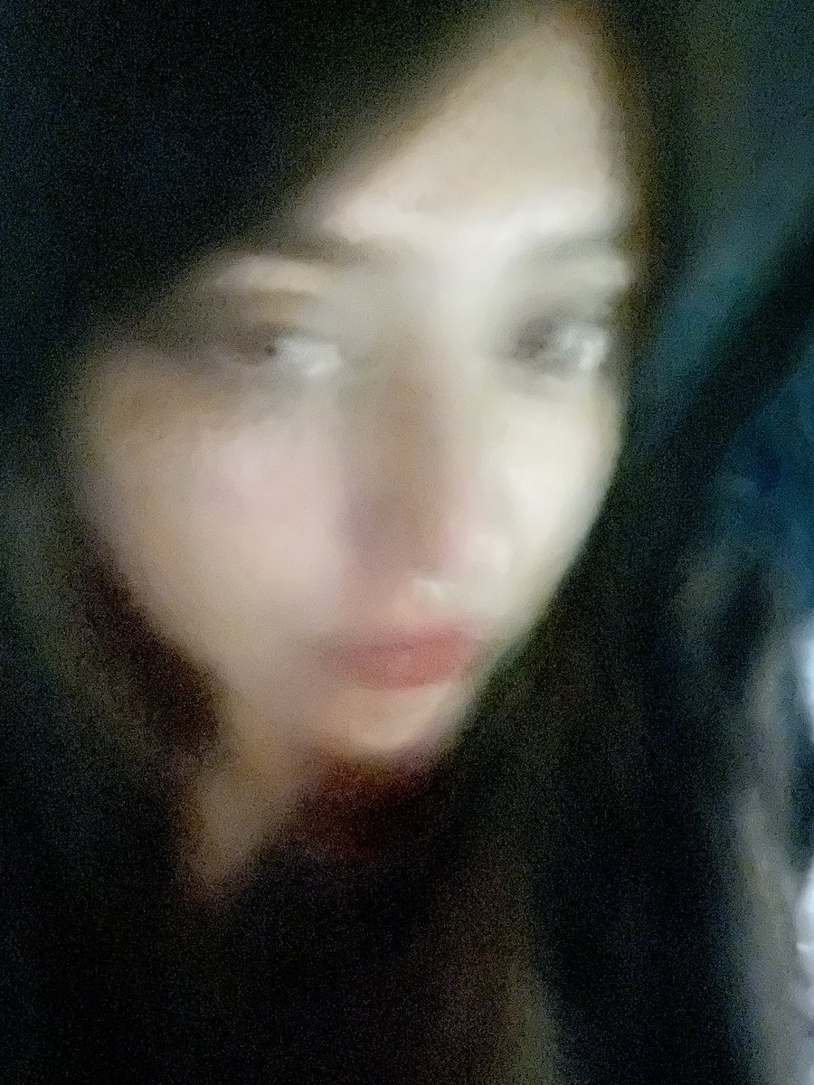 cigpoetry's tweet photo. fotos que me tomé anoche pensando que era re aesthetic (estaba curá) https://t.co/untCGbxROq