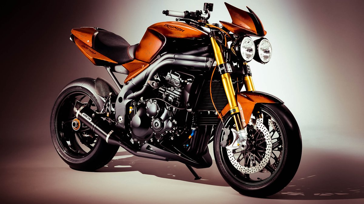 Moto_History's tweet photo. The Triumph Speed Tripple 1050 is a monster bike, super fast, looks mean, and fulfills its purpose. #triunphmotorcycles #speedtwin #britishmotorcycles #sportbike #nakedbikes #superbike #nakedbikes https://t.co/ThogNYy49d