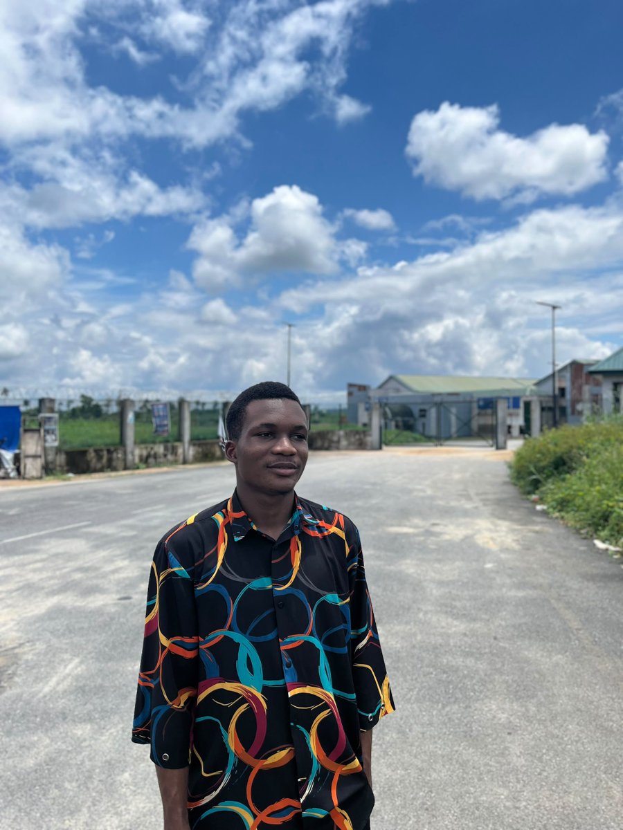 stingydesigner's tweet photo. I am PROMISE DAVID

A Professional Creative Designer 

Let's connect 

Quote this post to introduce yourself https://t.co/Letq1Xstpa