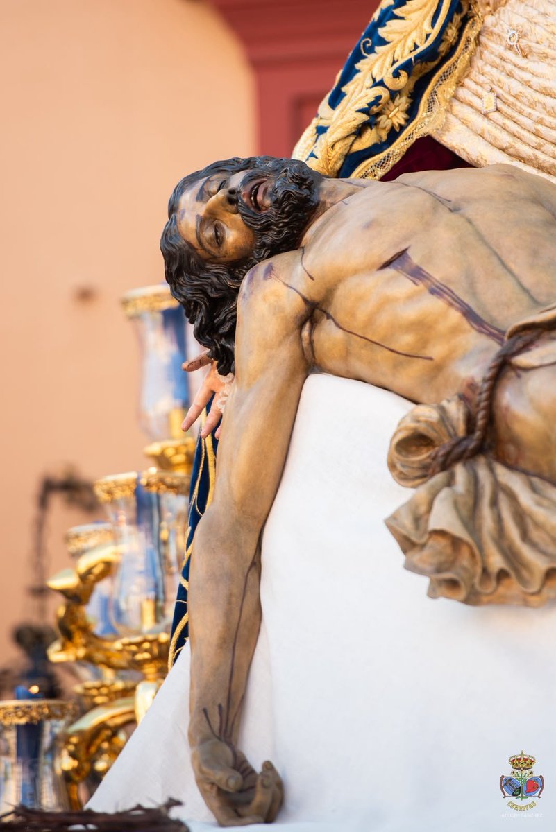 HdadBaratillo's tweet photo. 🔵 DOMINGO, DÍA DEL SEÑOR | SANTÍSIMO CRISTO DE LA MISERICORDIA

En tu misericordia, Señor, encontramos tu ternura. Enséñanos tus caminos y ayúdanos a volver a Ti, respondiendo a tu llamada con obras y con amor.

#AzulBaratillo

📸 @ASanchezM90 https://t.co/8osuEKFAqt
