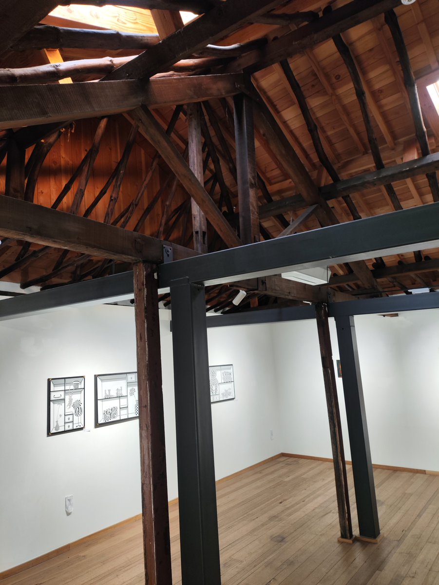 looiartt's tweet photo. 1930年代の日本統治時代に建てられたビル（日本家屋風の町家様式）がリノベーションされた場所に行ってきました！ https://t.co/9na2sBKPjS