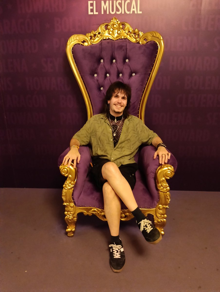 MerPerdonas's tweet photo. Queen https://t.co/hRcJnvUZ88
