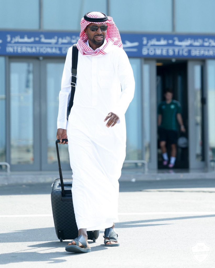 ALMNBHER's tweet photo. سبب استقالة اسامة هوساوي 

رفض أحمد الشنقيطي التقرير المقدم من اسامة هوساوي لإقالة المدرب بوزيتش وتجديد الشنقيطي الثقة بالمدرب الحالي .. https://t.co/uL6UkQNoKY