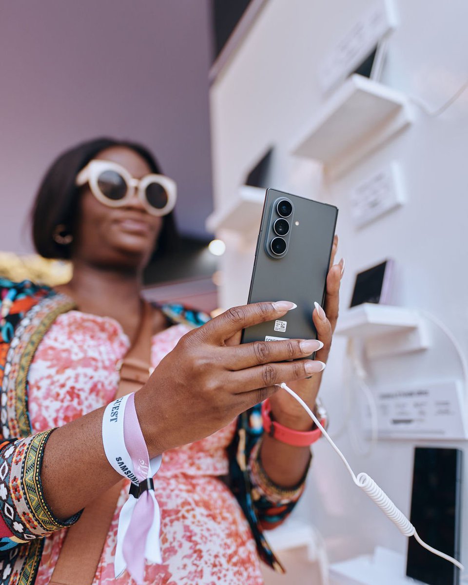 MuloiwaThendo's tweet photo. Tech that doubles as art installation. ๐ Experiencing the seamless curve and featherlight feel of the #GalaxyZFold8 inside a pastel carnival dream was not on my 2026 bingo card, but Iโm obsessed.
Big vibes at #LMC with @SamsungMobileSA! ๐ช๐ซ
#SamsungMobileSA https://t.co/fIGFq4jvMB