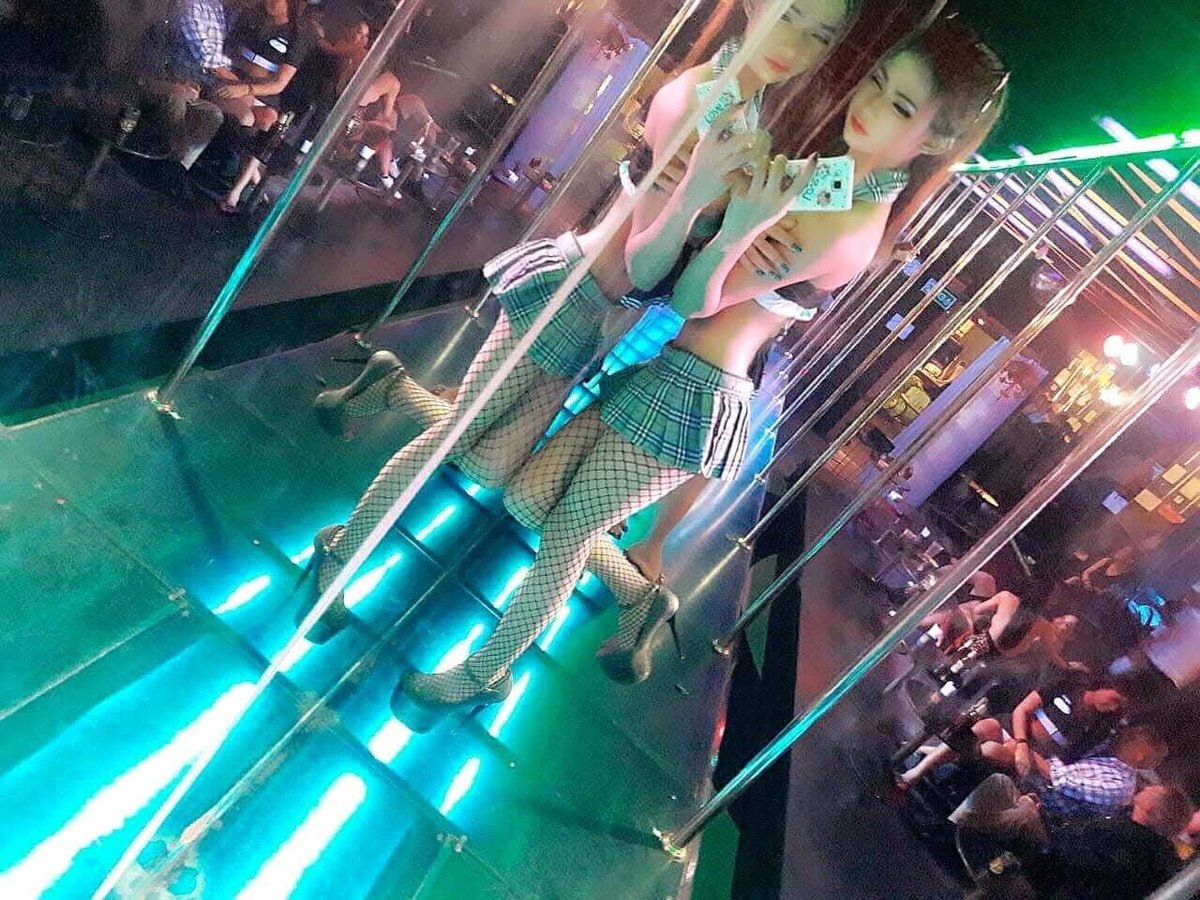 Goya29071998's tweet photo. อยู่บนฟอเหนื่อยแล้วอยากลองอยู่กับใครสักคนบ้างจัง #บ้านกรวด #ประโคนชัย https://t.co/qGdaO66va3