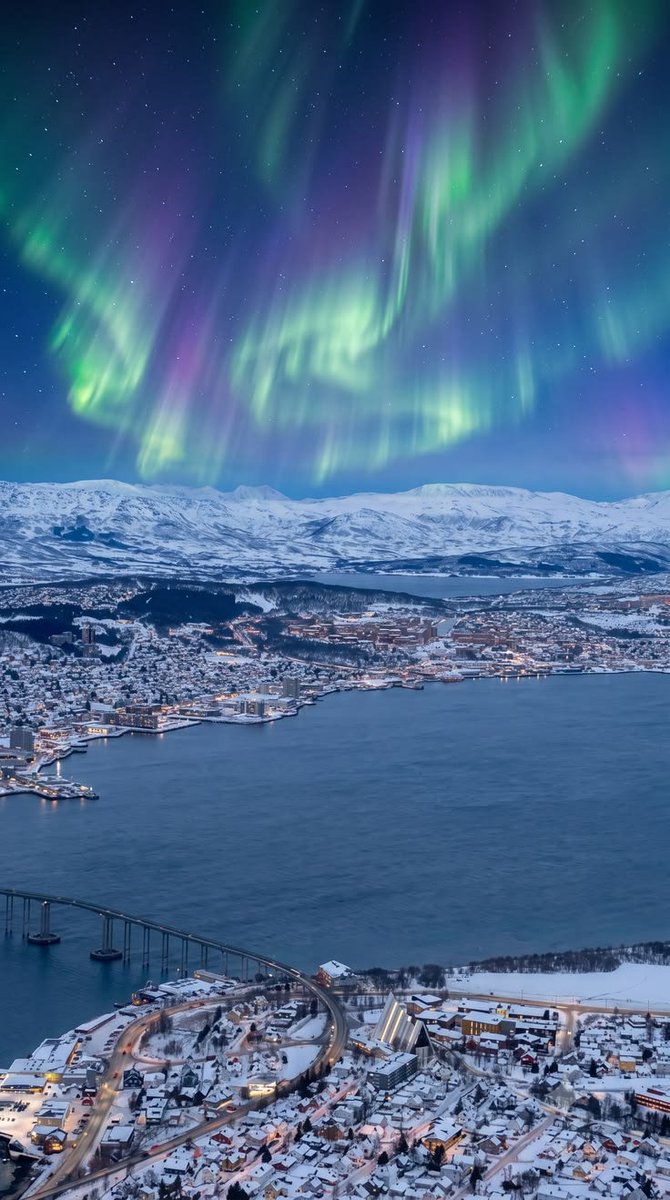 NatureRoot88's tweet photo. Tromsø, Norway 🇳🇴 https://t.co/TAlYE2qGYI