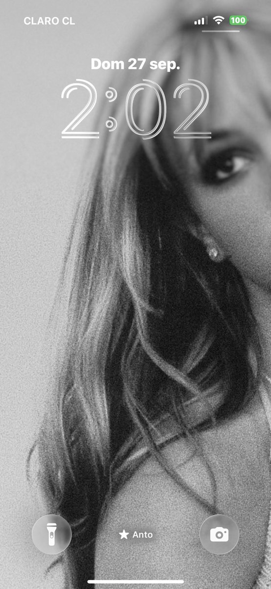 pytmichaelj's tweet photo. - profile
- lock screen
- last song you listened to
- first pinterest pic https://t.co/TC7OwZV5o5