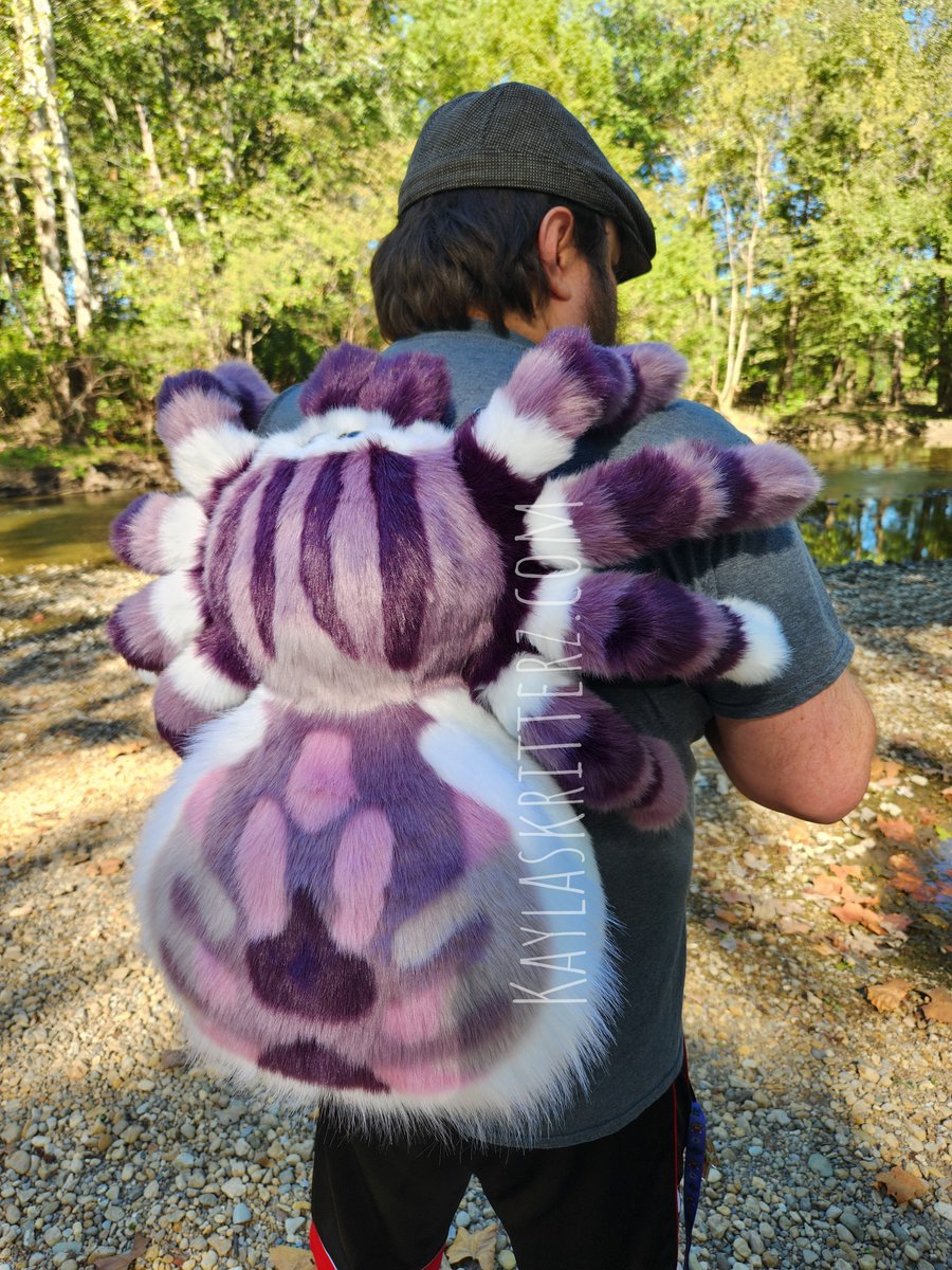 KaylasKritterz's tweet photo. Violet the jumping spider backpack is all done! Made exclusively with @foxy_fabrics teddy and fox furs. Her abdomen and legs are posable! Will be available along with the other at Riley Festival 1st weekend of October. https://t.co/m5qIVvd5om