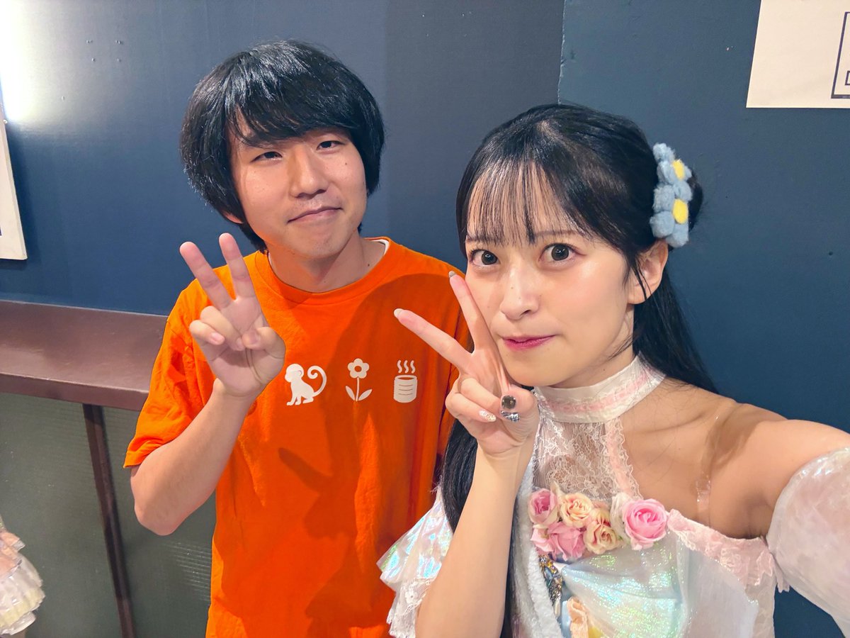 rock_night0704's tweet photo. もえちゃん、なんかフォルダに入ってたんだけど、このもえちゃんの前で悶絶してる人だれ?
#花園もえに萌え萌えキュン
#coloration https://t.co/MmaVzcUPPL