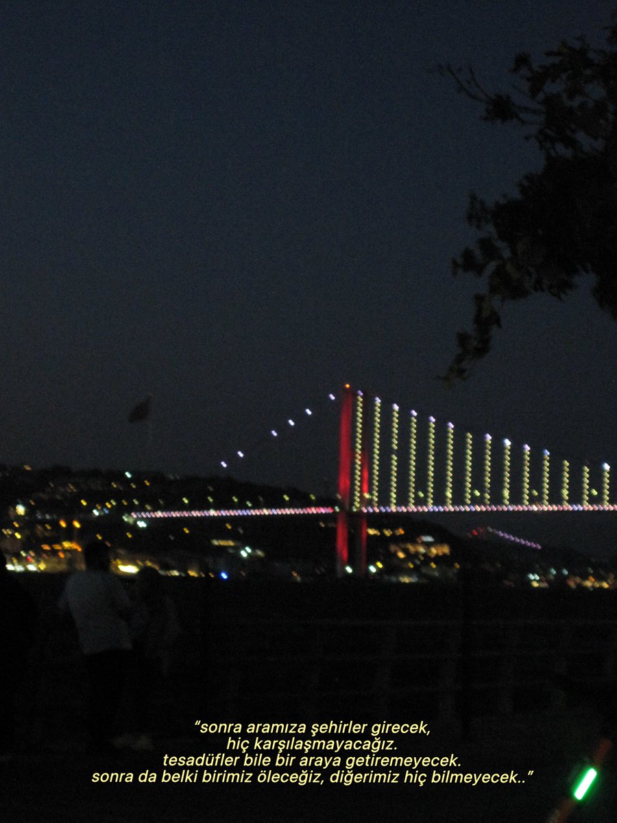 kederlipek's tweet photo. istanbul’da aşk, film karelerinden fırlayan fotoğraflarım ve bazı alıntılar 🌀 https://t.co/ixy8VdQ3D5