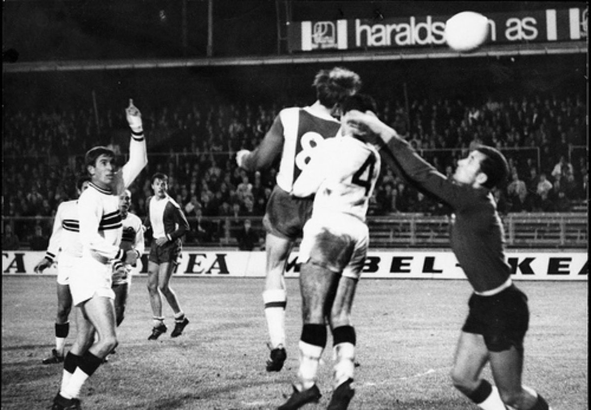 rijedakk's tweet photo. Lyn–Altay 

2 oktober 1968 Ullevaal

#lyn#altay

@Lyn1896 @AltaySporKulubu https://t.co/VOnRjgnvWG