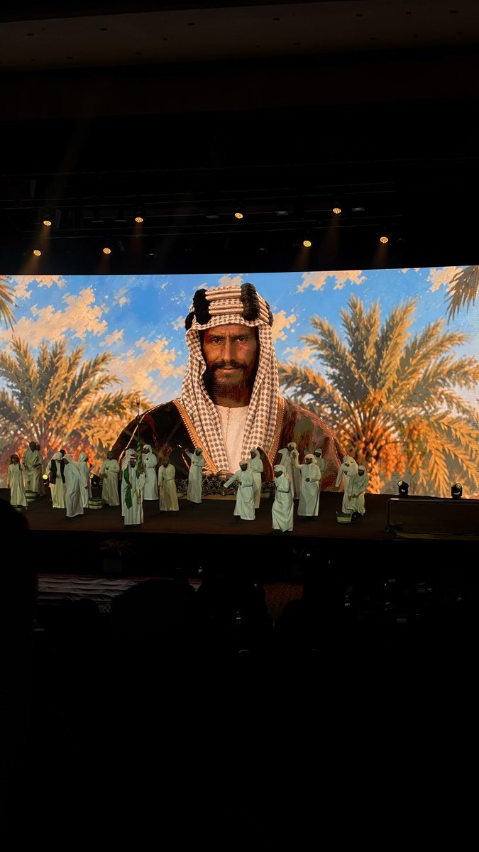 Fatimah_y1's tweet photo. جزء من احتفال #جامعة_الملك_فيصل بمناسبة اليوم الوطني الـ96 في واحة الأحساء..

فقد قال عنها الملك المؤسس _طيب الله ثراه_:
 "إذا لم أمتلك الأحساء فلن أستطيع امتلاك باقي البلاد"

#عزنا_بطبعنا https://t.co/OQI2aOrGVq