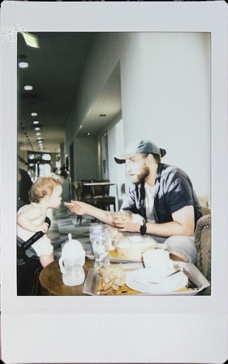 Pixeloide_'s tweet photo. Así que eso es ser padre 😅 https://t.co/2pSi9UgEzm