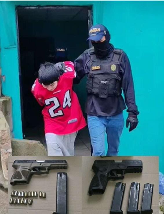 AztecaNoticiaGT's tweet photo. En menos de 48 horas, 
Ángel Josué Clemente Esteban, de 18 años,  alias “El Smurf” presunto integrante de la clica Los Crazy Gangsters del Barrio 18, recuperó su libertad después de que un juzgado decretara falta de mérito a su favor.

Vía: @ArlettG_ https://t.co/k3I06YSCV1