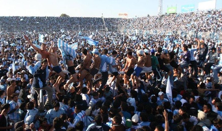lucascasal19's tweet photo. Feliz aniversario Atlético de mi vida, el 80% de la provincia te festeja, gracias por tener al Futbol Tucumano en lo más alto.

Te Ama y te alienta tu gente la que nunca te va a dejar caminando solo 🫂🩵🤍 https://t.co/OOI7tAfJaZ