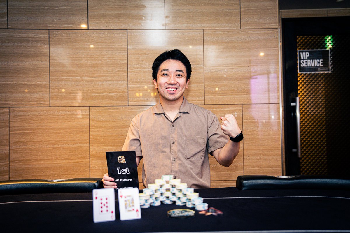 KOP_Japan's tweet photo. ⚜️Knights of Poker⚜️
【#13 Final Charge】
誇りを懸けた戦いの末、玉座を奪ったのは――
👑優勝:IwaIwa28👑
(敬称略)
優勝者には最大限の称賛と名誉を✨
おめでとうございます‼️
#KOP
#KnightsofPoker https://t.co/Zr9Gfuufjs