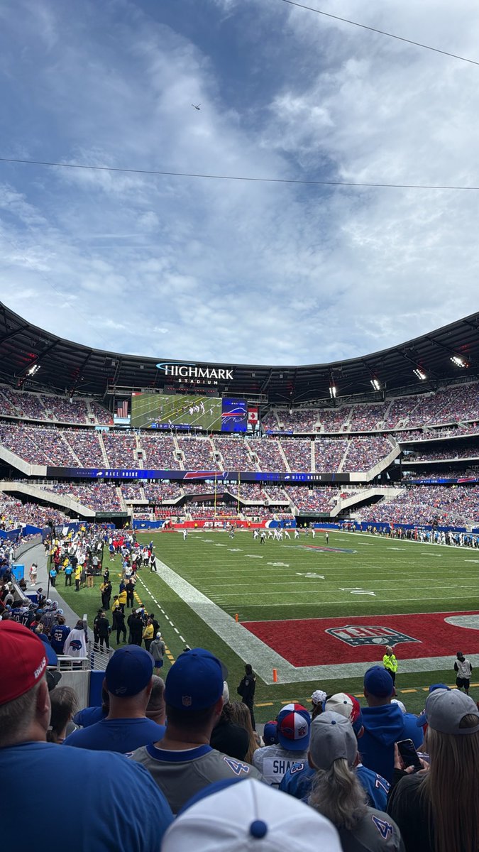 patslocks's tweet photo. Anyway…. BILLS ML https://t.co/jyDWXenpyN