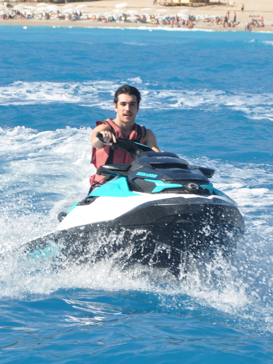 Khankleb's tweet photo. 🌊🚤 https://t.co/0suWLaH41Z