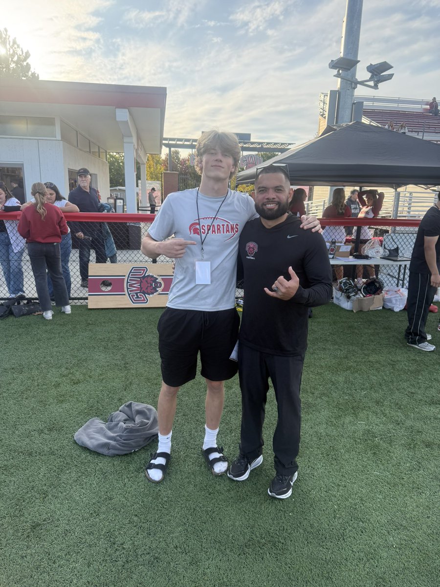 RyanDinger7's tweet photo. Thank you @CoachAnguayCWU for having me out to last nights game, was a great one. https://t.co/m1CyjM3EB3