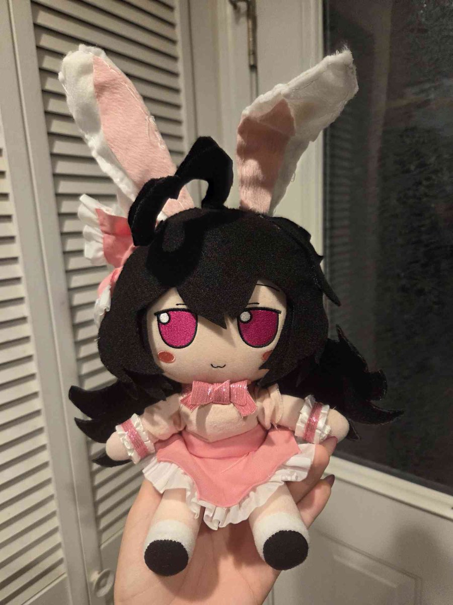 yoko_z_'s tweet photo. Become Fumo https://t.co/ed6EVGRWVp