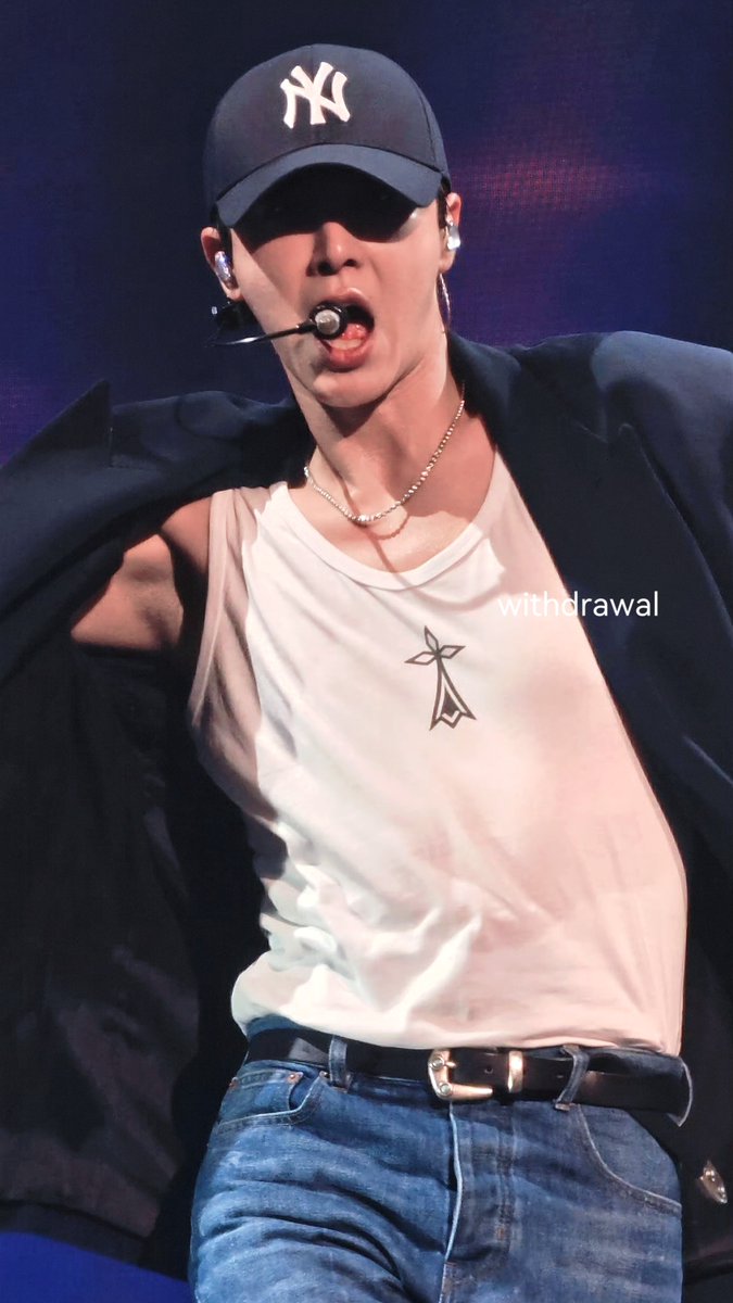 Withdrawal_t's tweet photo. love from Ur armpits🥺🥺
260926 Hongkong solo spotlight
#ユンホ #Uknow #TVXQ #東方神起 #동방신기 #YUNHO #project_26 #솔로 https://t.co/5JrvXLc75h
