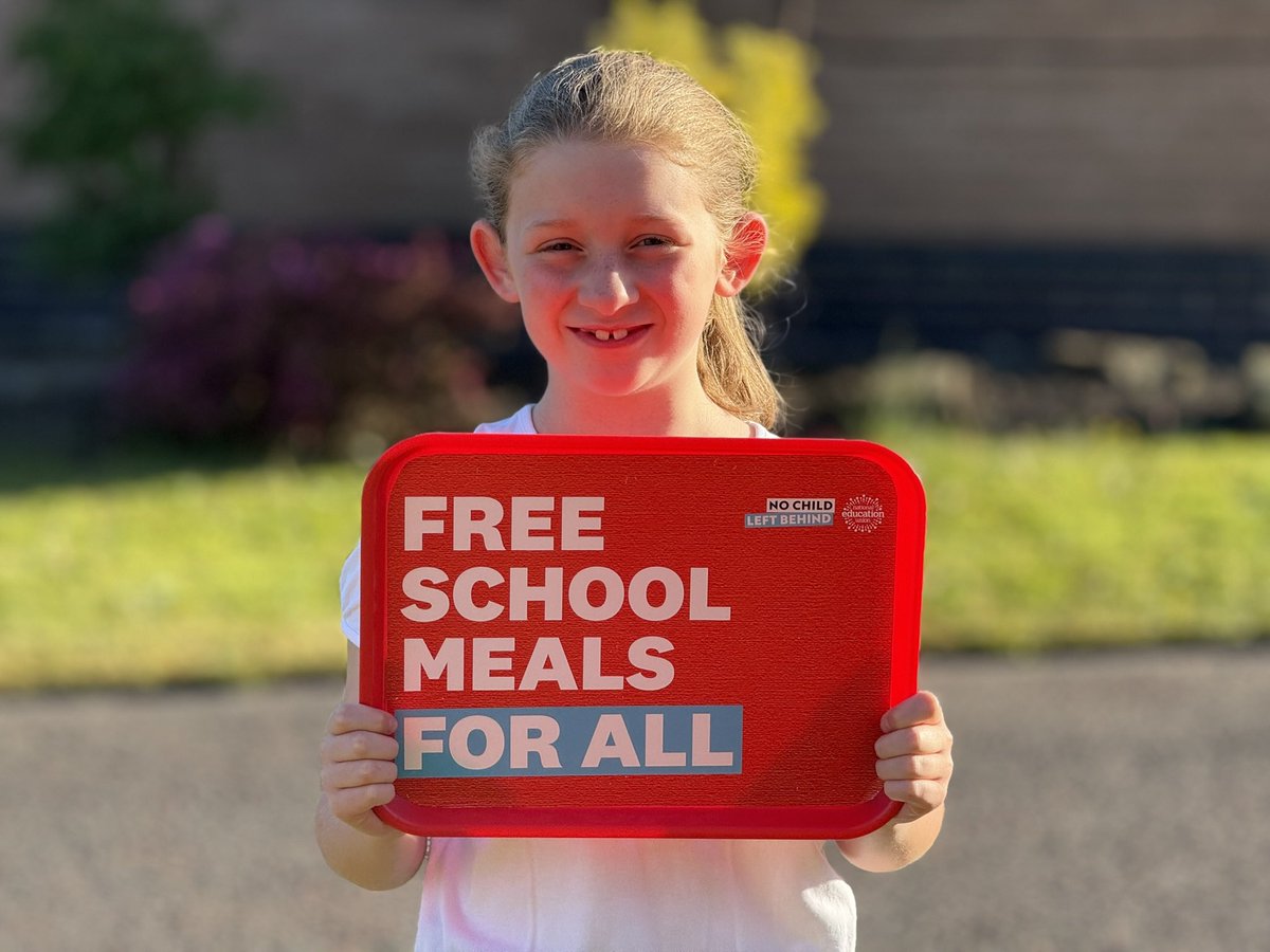 Rach31M's tweet photo. Today, churches and faith communities across the country are praying for #FreeSchoolMealsforAll 🍽️💙

Different faiths. Different traditions. 
One shared hope:

No child should go hungry.

Every child deserves the opportunity to thrive.

Add your voice:
👉 https://t.co/QyoPLPq2aF https://t.co/HvXtANWv9m