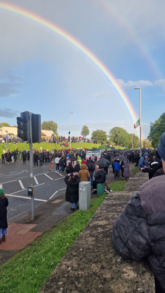 NeilSimpsonCSC's tweet photo. At the end of the storm there's a golden sky....#GarvaghyRoad 🇮🇪 https://t.co/KDM3JRULtt