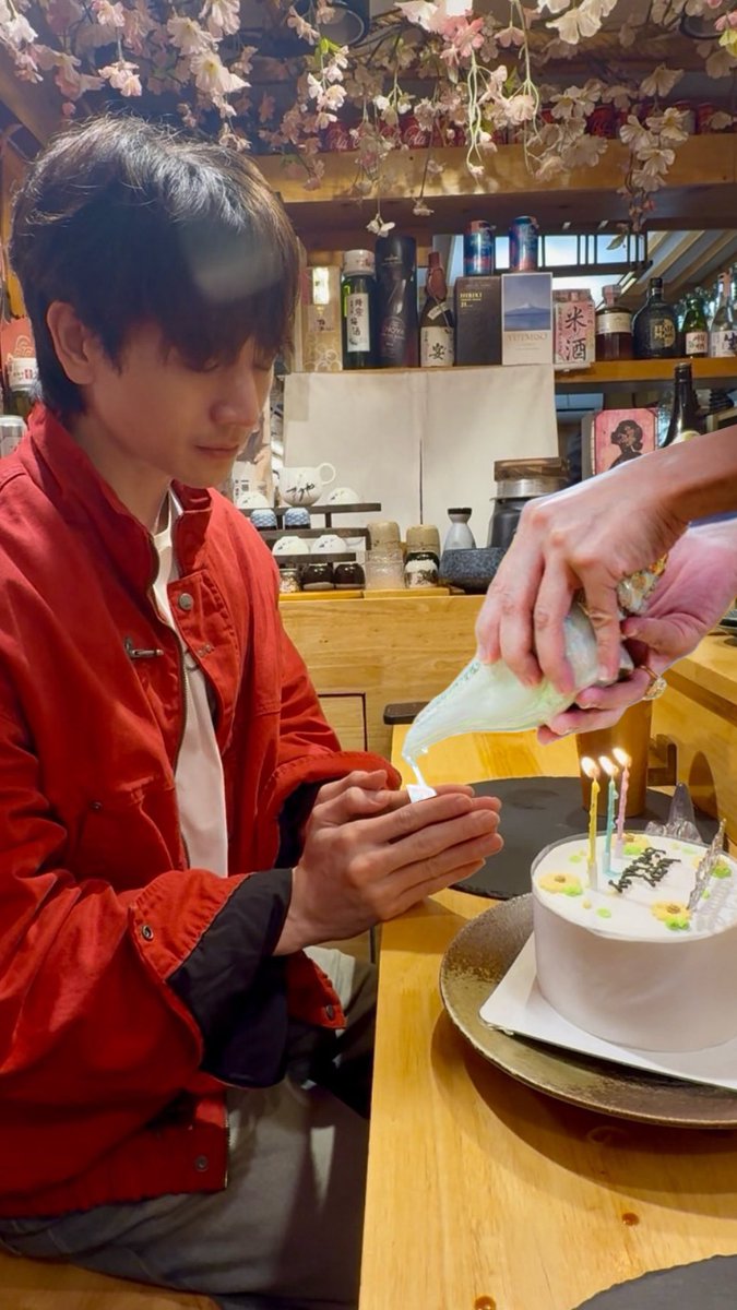 Happyymnt's tweet photo. เหมือนสิ่งนั้นมากกก! 
อวยพรกันไปเลย ลู๊กกกกก

#bosstong
#bossirr
#tongtong https://t.co/wRs1Z3FXW4
