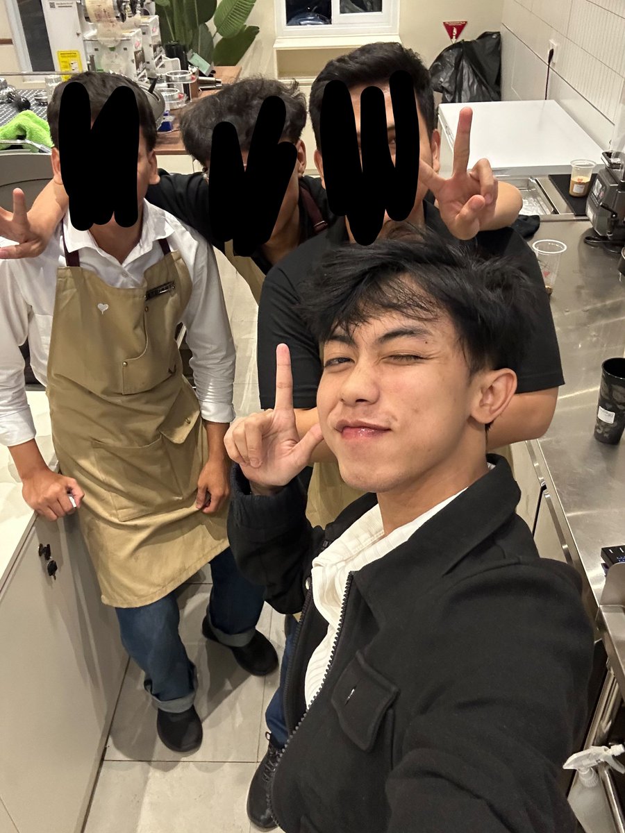 PudingDinginnn's tweet photo. a day in my life https://t.co/3xeWjoWMrz