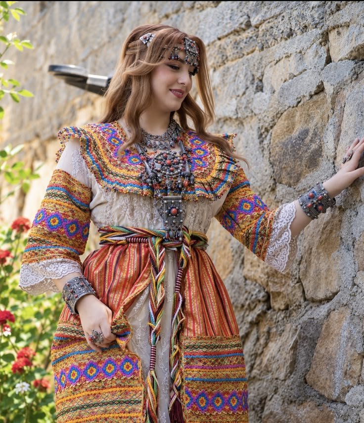 ArchVisionW's tweet photo. Algerian Amazigh style 🇩🇿 https://t.co/e7vnD1ksWT