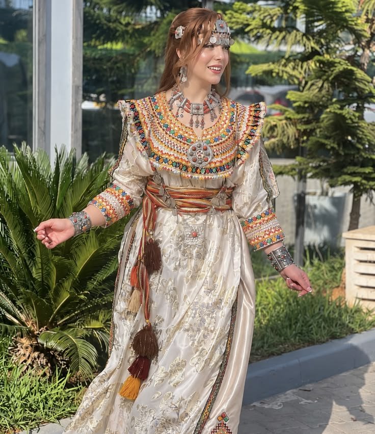 ArchVisionW's tweet photo. Algerian Amazigh style 🇩🇿 https://t.co/e7vnD1ksWT