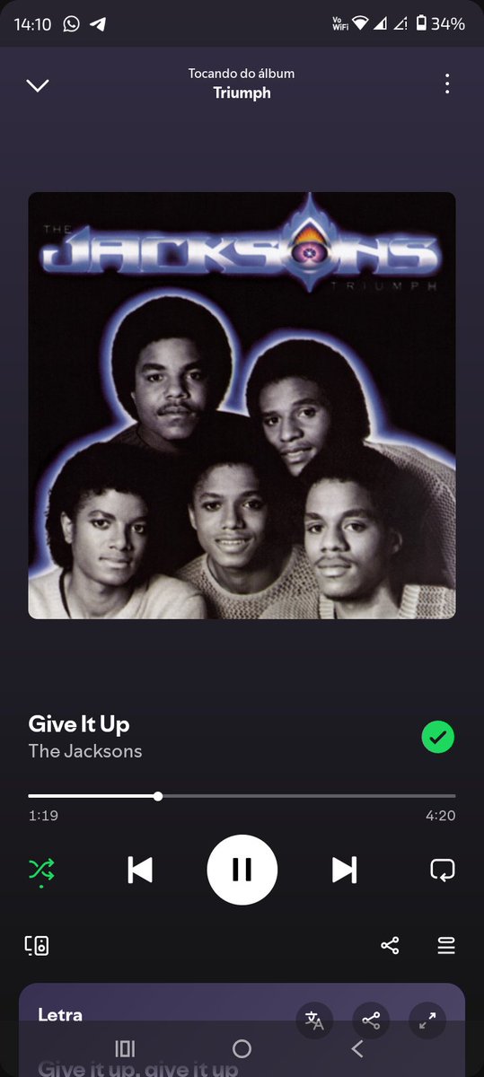 Simonprvd's tweet photo. - profile
- lock screen
- last song you listened to
- first pinterest pic https://t.co/25uW7X06Ya