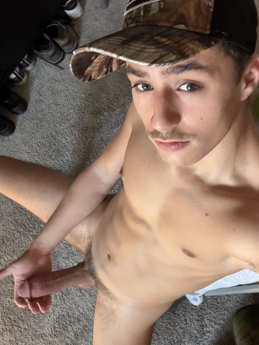Gabespackage's tweet photo. Who’s first? https://t.co/D6HXnOh3jk