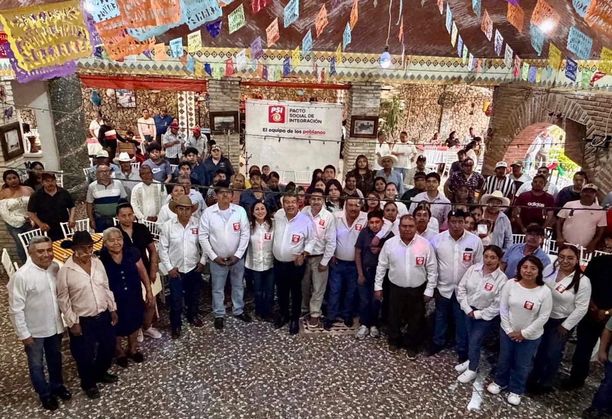 pueblaPSI's tweet photo. A Tlapanalá llegamos con el propósito de escuchar, sumar y trabajar con la gente.

En #PSI nos seguimos fortaleciendo y hoy nos sentimos orgullos de dar la bienvenida a nuestro Coordinador Municipal, Carlos Sedeño, y a nuestro Delegado Especial,  Don Mario Herrera, dos liderazgos migrantes que con el ejemplo de trabajo y esfuerzo  hoy representan a mujeres y hombres comprometidos en construir soluciones  que den respuesta a las necesidades de Tlapanalá.

Gracias a nuestros compañeros líderes y militantes de #PSI por su acompañamiento: Ángel Cuanalo Aponte, Coordinador de San Jerónimo Tecuanipan; así como a nuestro presidente municipal de Tepemaxalco, Arturo Díaz, especialmente a nuestro amigo Alberto Sánchez. A seguir trabajando por la mixteca poblana. 

Llegamos para hacer equipo, ¡súmate a PSI! 

#PSIPartidoQueSirve #Tlapanalá