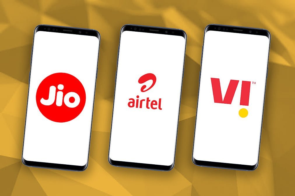 FactPro_'s tweet photo. BIG BREAKING 🚨 
Indian Govt introduces 30-day recharge plans instead of the 28-day cycle.

This reduces the need for 13 recharges to 12 in a year, along with more voice &amp; SMS-only options 🔥

#Jio #Airtel #Idea #Recharge #SMS #TeamIndia #INDvWI https://t.co/rAGkqz8Pzo