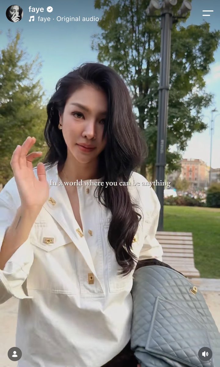 FayeAtom_TH's tweet photo. P’Faye IG Update ✨

❤️ LIKE 💬 COMMENT 📤 SHARE 
🔃 REPOST 💾 BOOKMARK 

🔗 : https://t.co/or37a5avtl

#FerragamoXFaye
#FerragamoSS27
#Ferragamo
#FayePeraya 
#MilanFashionWeek https://t.co/5Qi9bi4QMu