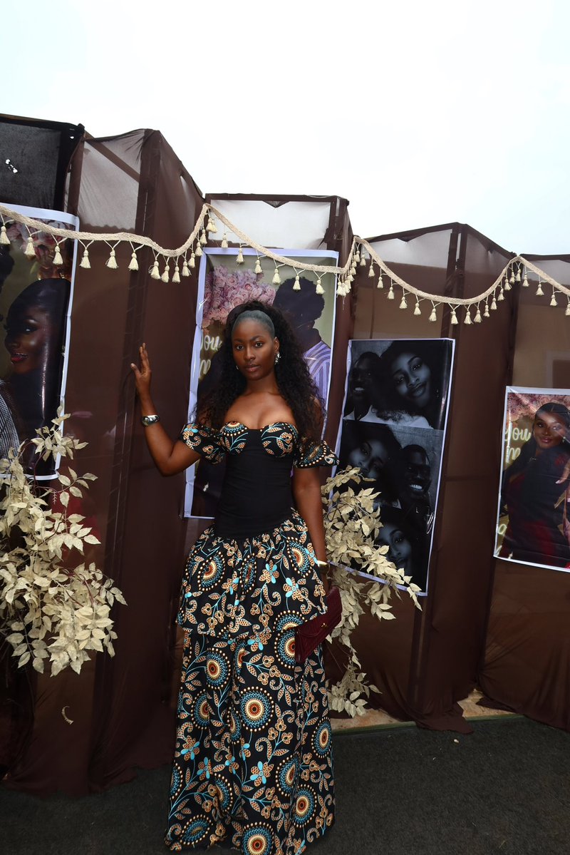 queenbeth____'s tweet photo. Oh, to be a Yoruba girl🤭 https://t.co/fSuGAs4U3K