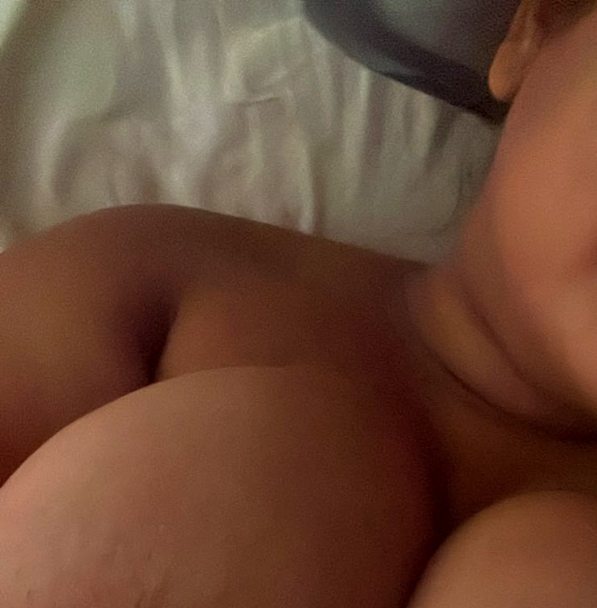 DaluOrt's tweet photo. Seguro que no quieres ver mis tetotas?😈
A solo $350 pesitos o 20 dolaritos 😘 https://t.co/wXbvqbnAgs
