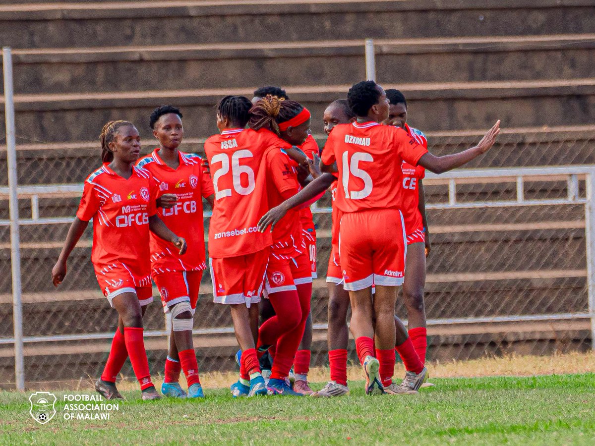 FaMalawi's tweet photo. Sunday’s result also marked an improvement for Bullets against Civil Service Women after they failed to beat them in either meeting during the inaugural 2025/26 season, drawing 1-1 in the first round before losing 1-0 in the reverse fixture.

Read More: https://t.co/tb3O83OvzZ https://t.co/5gnSg6tVmb