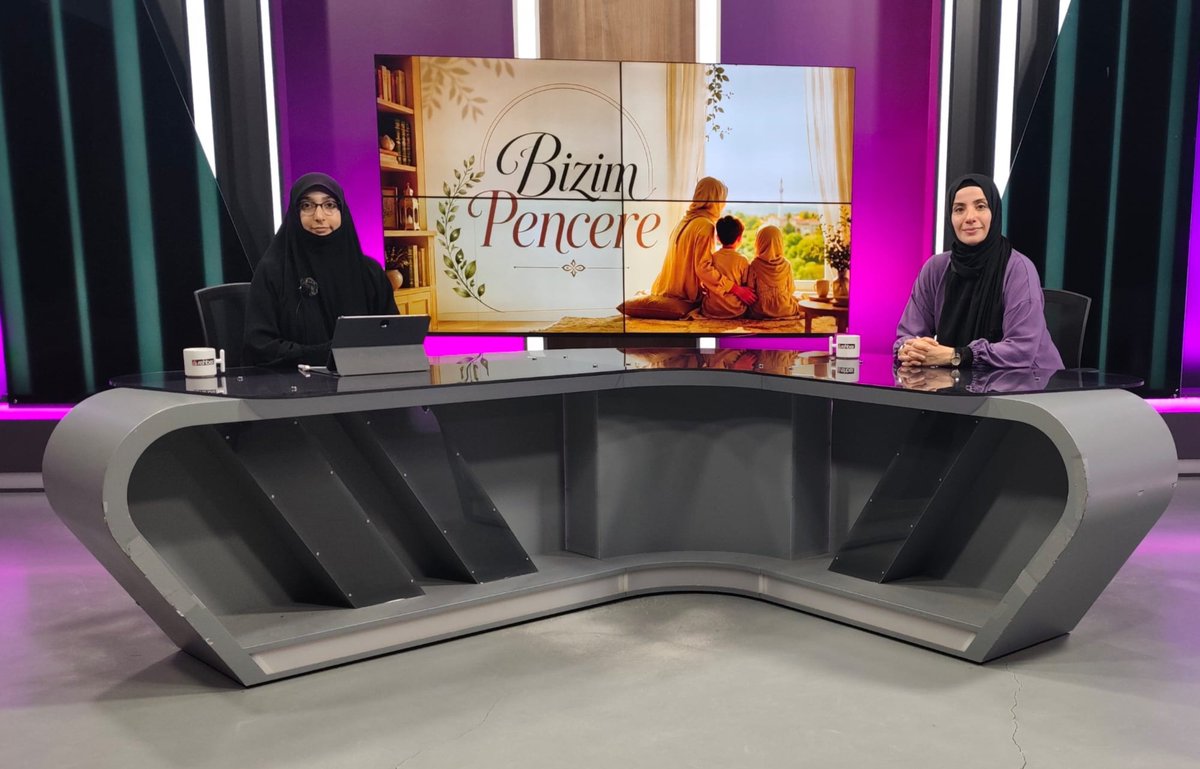 Hanimlar_rhberi's tweet photo. Pazartesi saat 11:30 da kıymetli konuğum Uzman Psikolog Zuhal Güney  ile sizlerle birlikte olacağız, istifade edilmesi dileğiyle 🌸 
@RehberOnline 
#Tükenmişlik #Sendrom #Bunalım https://t.co/edvwGi5KZF