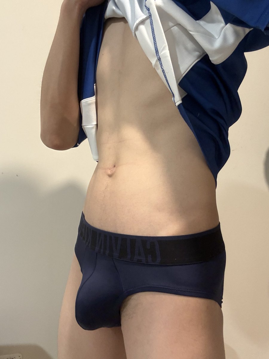 aiden_408's tweet photo. 看起來皮膚很好，但其實都爛在別人看不到的地方 https://t.co/z4sIrXwC6V