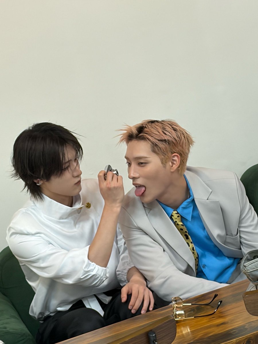 natinthealps's tweet photo. nanami done lost his mind https://t.co/uxdNNwpBFD