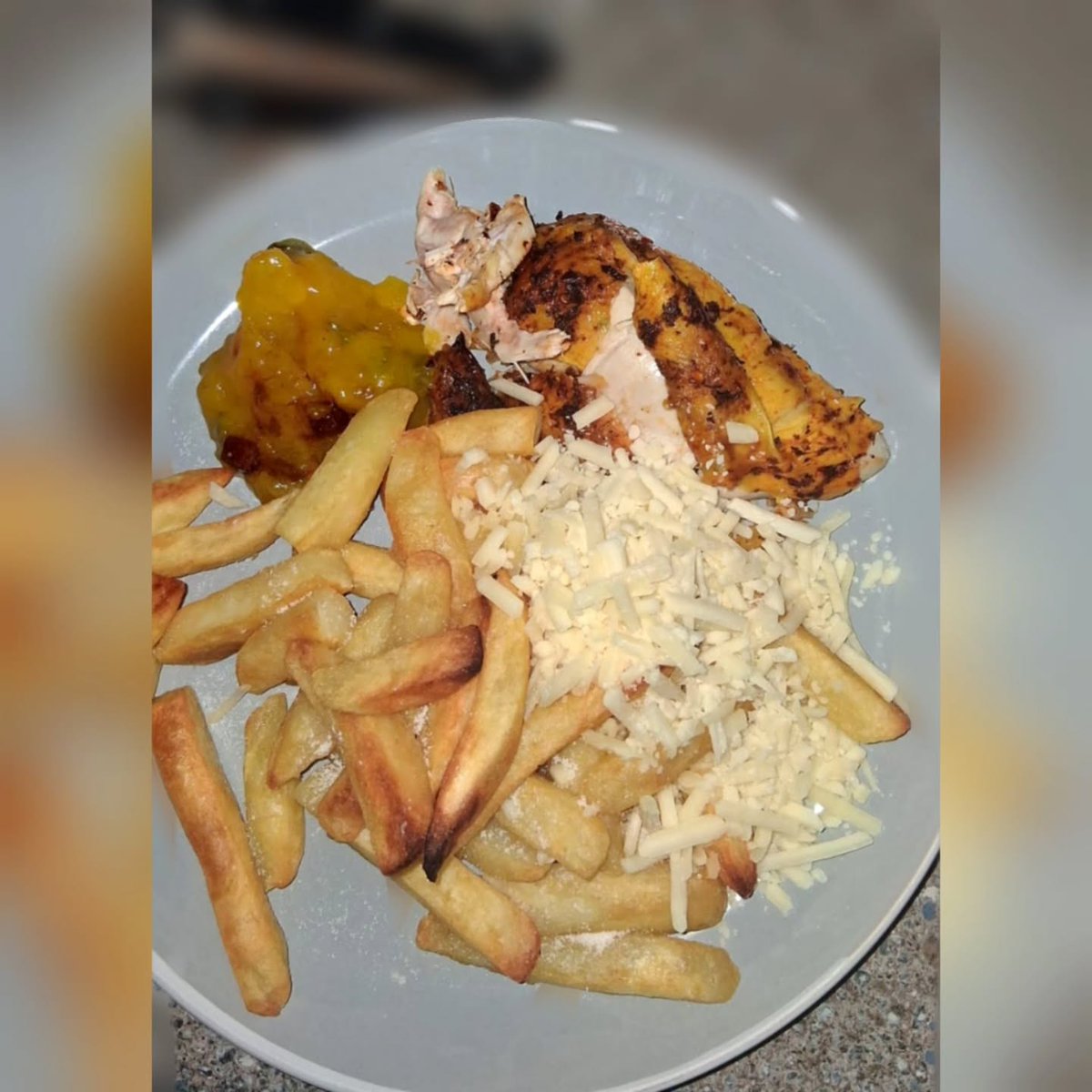 WilliamHelf0c's tweet photo. Peri Peri Chicken

Served with chips, cheese, and pickles. This chicken was incredible—juicy, delicious, and beautifully tender. I bought it already seasoned, so all I had to do was cook it. https://t.co/tP4co28GTR