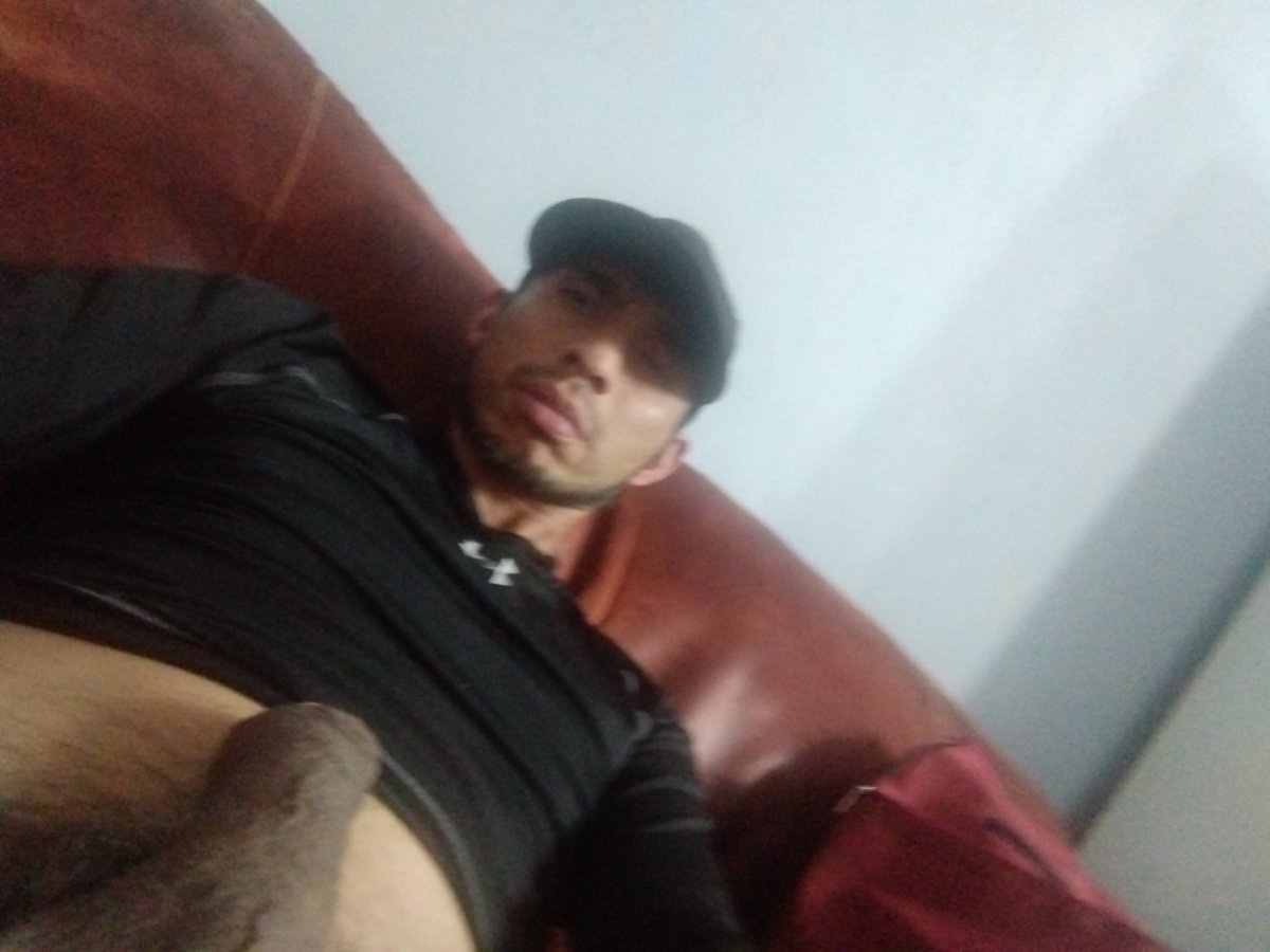 Inakichacalon's tweet photo. Así amaneció quien para que me la pare 🥵🍆 https://t.co/tYXW8vyGjy