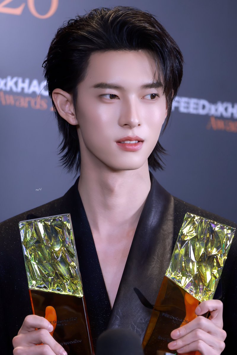 m4namebew's tweet photo. ♡ Pooh - Krittin Kitjaruwannakul

POOHPAVEL GOLDEN NIGHT FEED 

#FEEDxKHAOSOD2026xPoohPavel
#FEEDxKHAOSODAwards2026
#ppoohkt @ppoohkt https://t.co/YlpSGI40i0