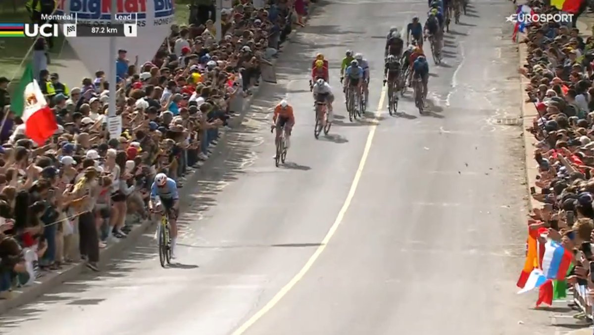 NairoInGreen's tweet photo. REAL CICLISMO UNDERWAY https://t.co/N05VKQLUVo