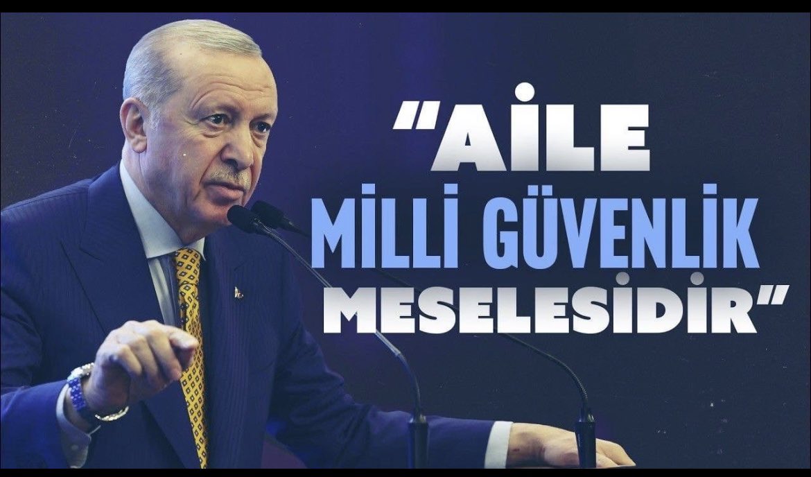 Berrnnaa1's tweet photo. @RTErdogan Sayın Cumhurbaşkanım @RTErdogan ailenin önemini dünyaya ilan eden bir Cumhurbaşkanı olarak bizlerin aile birliğini de düşündüğünüze eminiz, size güveniyoruz, arz ederiz. #AileninSesiCumhurunReisi https://t.co/CYvVJe3qBx