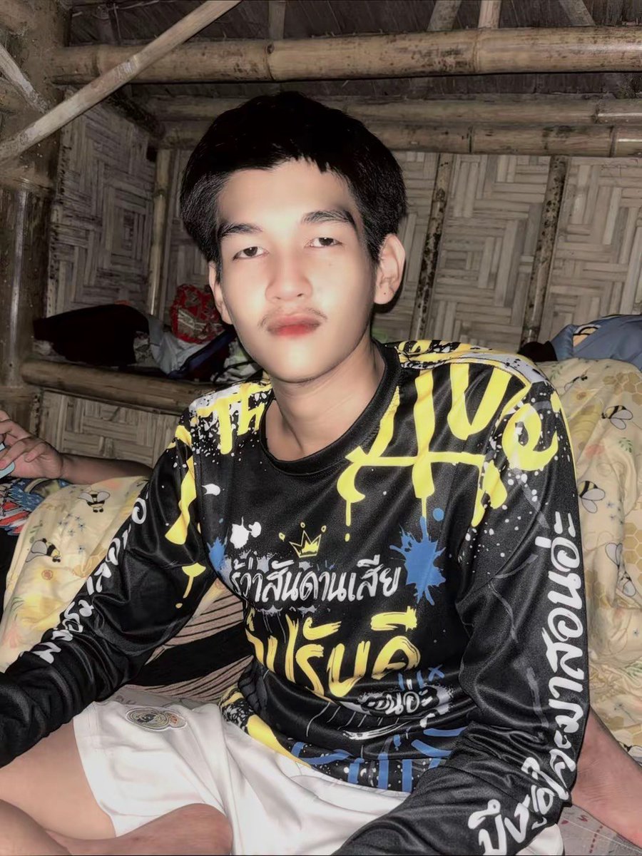 SerimXamph97562's tweet photo. เบื่อเหงาเศร้าโสด🥺🥺
#สงขลา #เทพา #จะนะ https://t.co/IV7gLYvluo