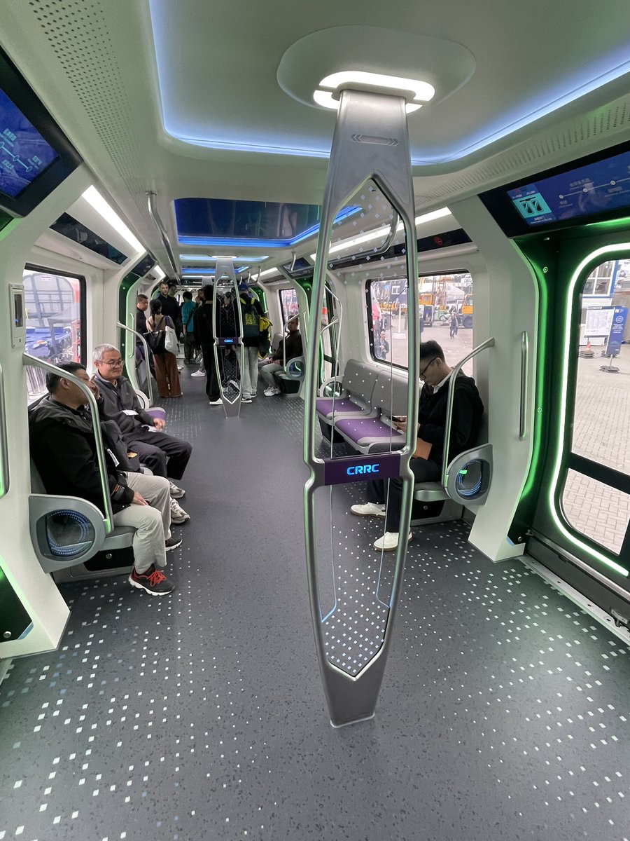 alexhornbyrail's tweet photo. Views from #InnoTrans: One of the world’s largest manufacturers of rail & urban transit, Chinese owned @CRRC_global displayed the Vellink: a next-generation driverless metro train concept, designed with carbon-fiber composite materials to reduce energy consumption. https://t.co/MSDx0hZZ1m
